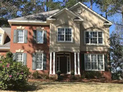 Listing 10437